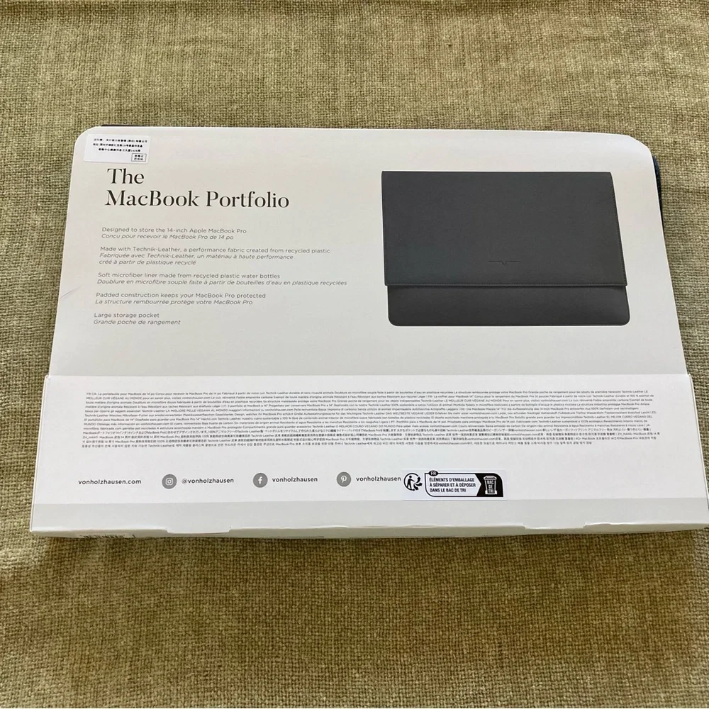 Von Holzhausen The MacBook Portfolio 14-inch | NWT